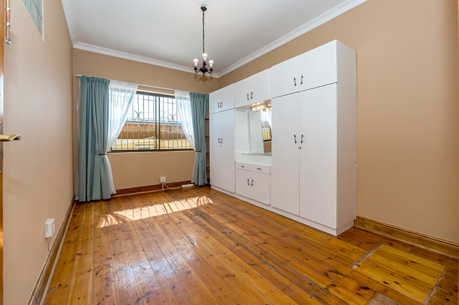To Let 2 Bedroom Property for Rent in Woodstock Western Cape